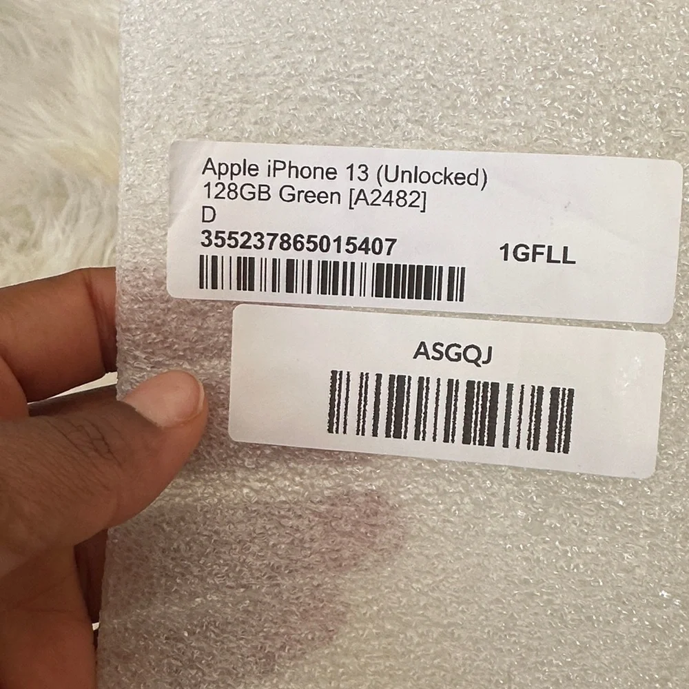 Black Smartphone iPhone 13 unlocked green 128gb